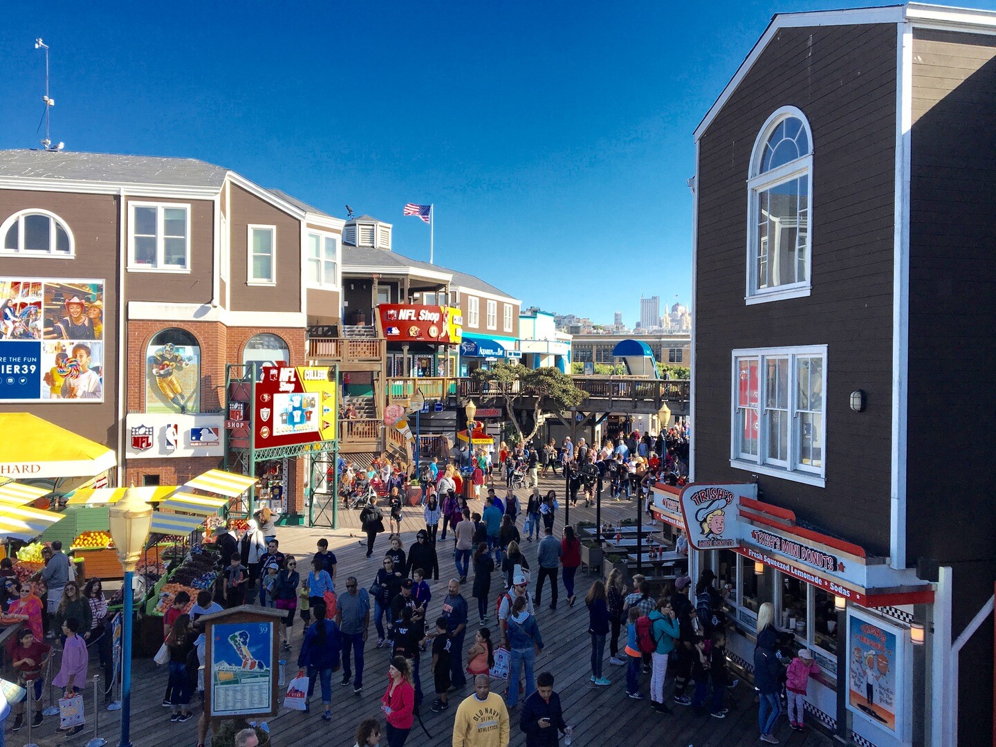 Pier 39 waterfront attractions